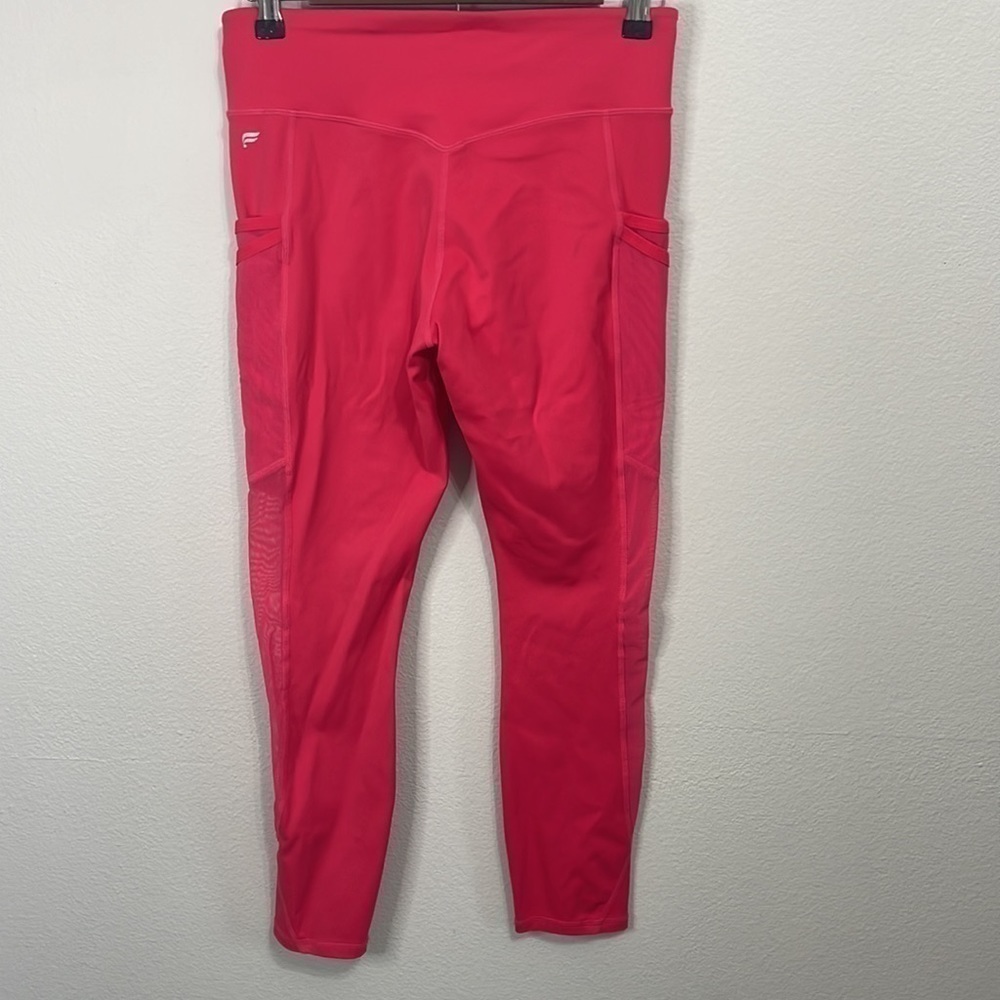 π Fabletics On-The-Go PowerHold High-Waisted Leggings Medium - Picture 3 of 6